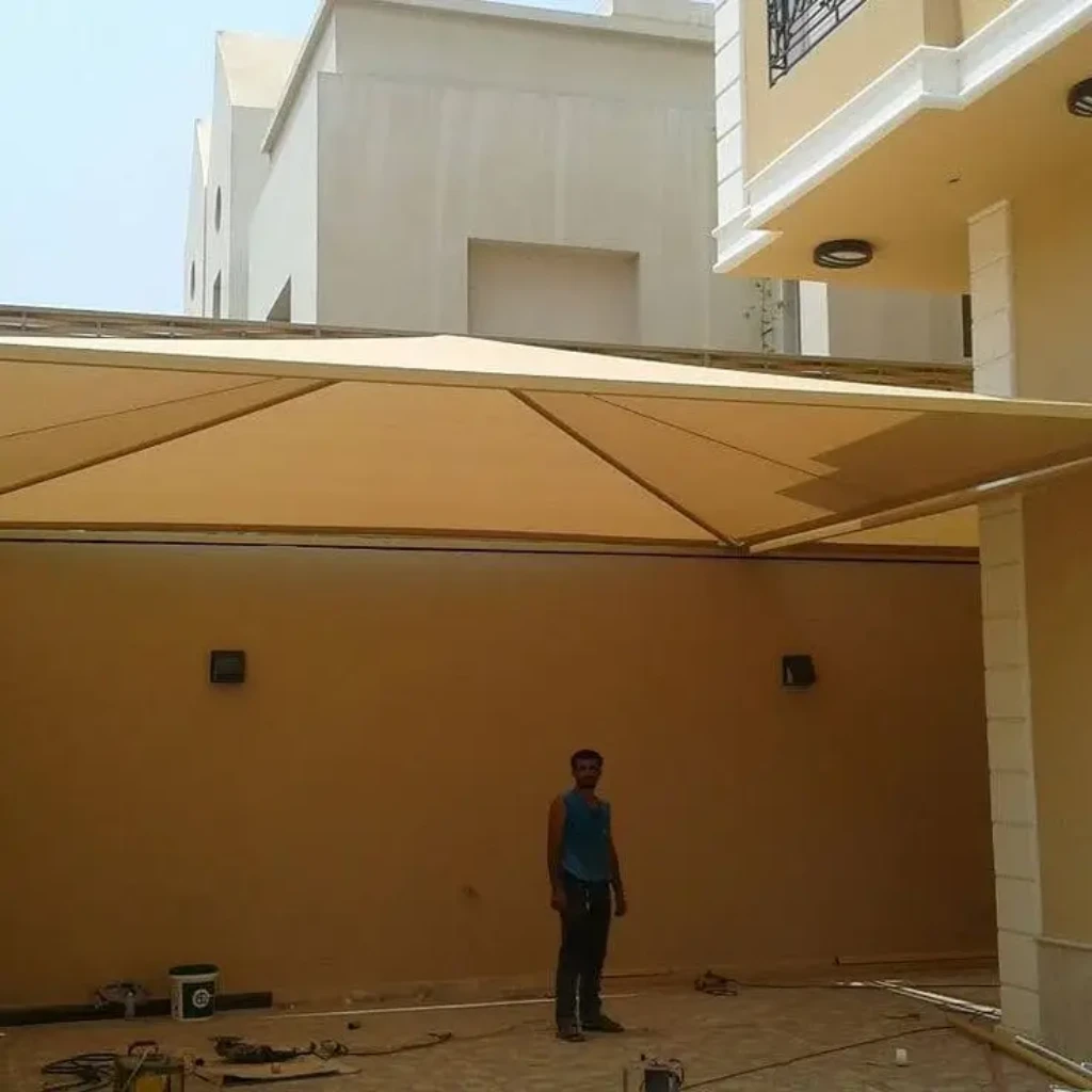 مظلات سيارات الهفوف