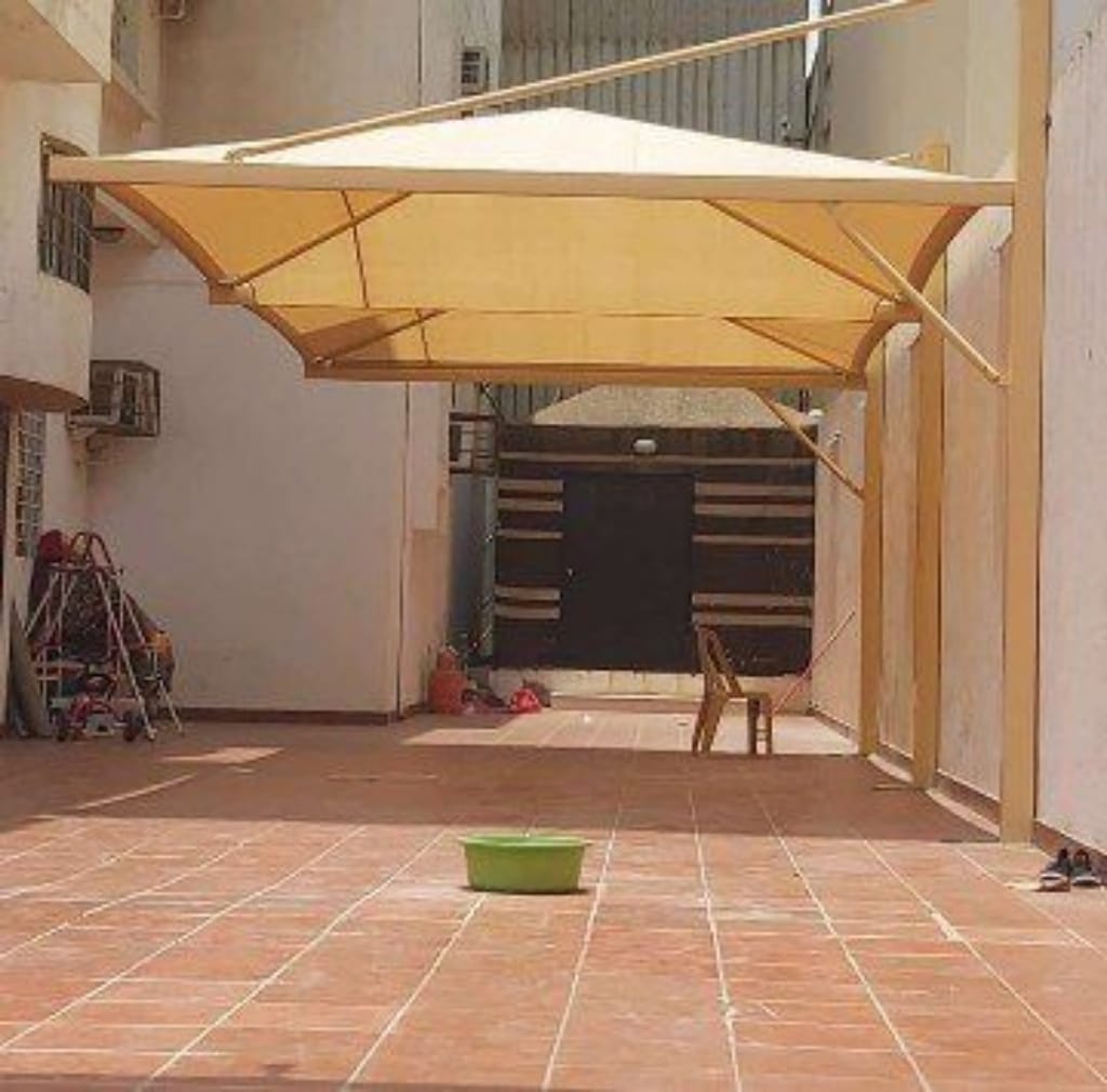 مظلات سيارات الهفوف